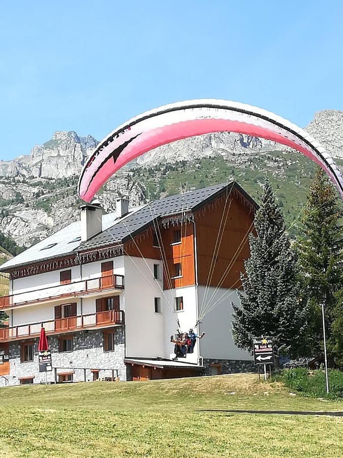 Chalet Beausoleil 4 Etoiles - Prestige - Au Pied Du Col De La Croix De Fer Saint-Sorlin-dʼArves 외부 사진